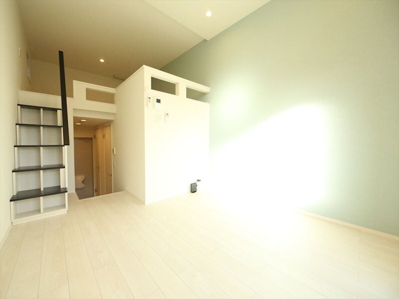 物件内観写真2　(洋室6帖　ロフト6.1帖（寝室にも使えます）　同仕様写真)