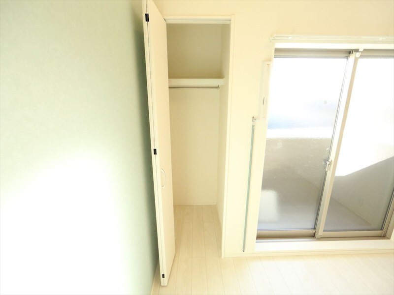 物件内観写真6　(クローゼット付　同仕様写真)
