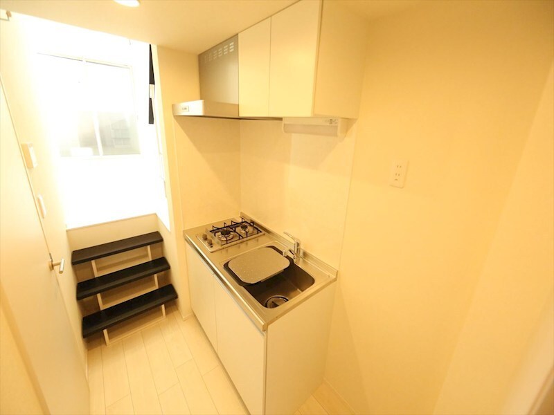 物件内観写真7　(システムキッチン（ガス2口コンロ付）　同仕様写真)