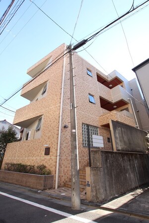 ノイエ西大井外観写真