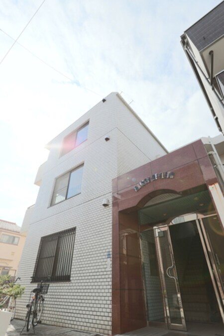 ＭＡＩＳＯＮ・ＤＥ・ＦＬＥＵＲ外観写真
