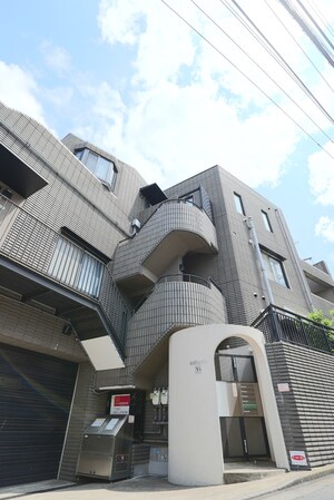 カリエンテ　Ｙ’ｓ外観写真