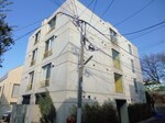 ４階建鉄筋コンクリート造のデザイナーズマンション