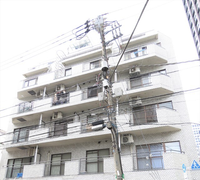 物件外観写真2　(★外壁タイル張りのマンション★)