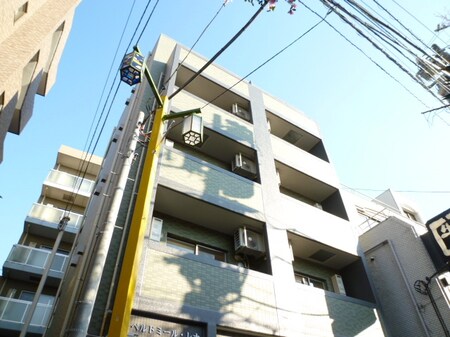 ベルドミール・レナ外観写真