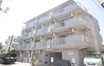 ルピナスヤマザキの外観写真