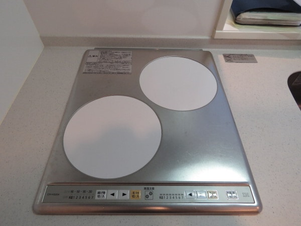 キッチン(★お手入れが楽なIH2口コンロ付きキッチン★)