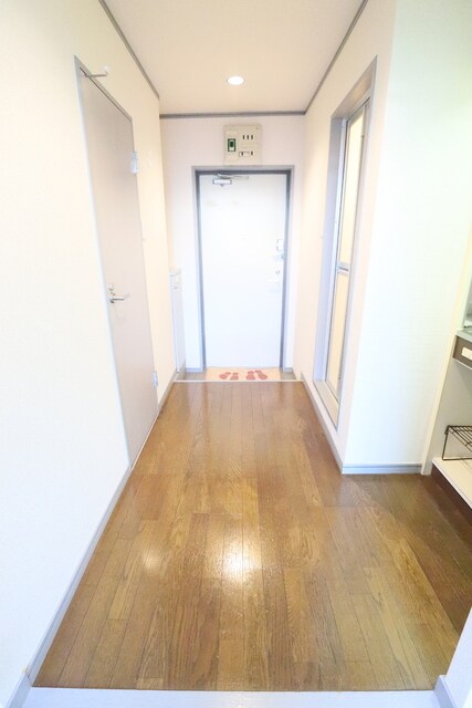 物件内観写真12　(◇玄関～キッチンスペース◇)