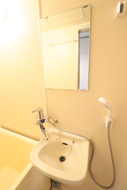 物件内観写真14　(◇鏡付きの洗面台◇)