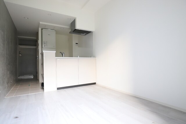 物件内観写真9　(◆白基調の清潔感のあふれるお部屋です◆)