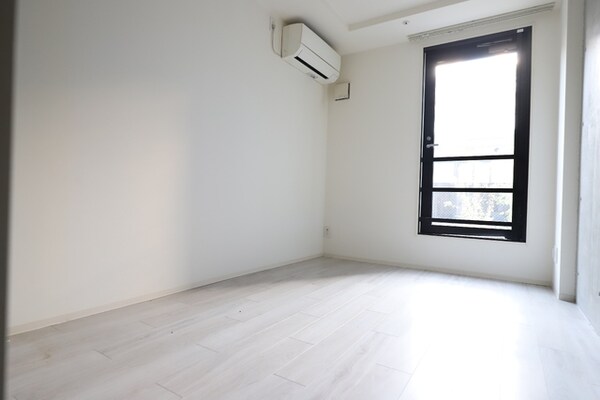 居室(◆7.6帖白基調のお部屋です◆)