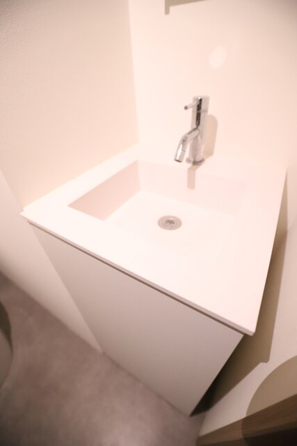 物件内観写真19　(◆トイレ同室のコンパクトな洗面所◆)