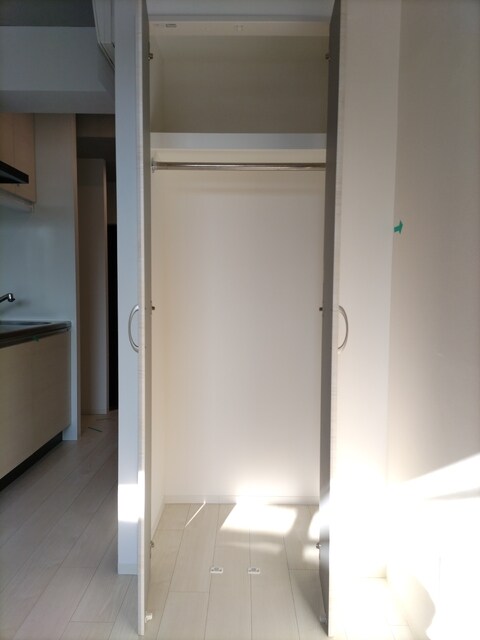 物件内観写真12　(★クローゼット★※クリーニング前の写真です。)