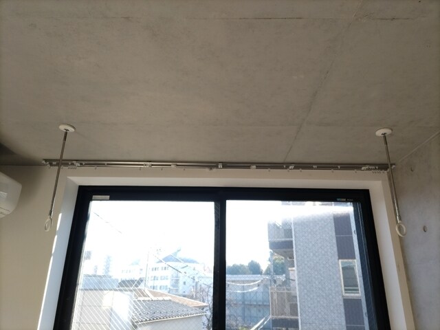 物件内観写真19　(★室内物干し★※クリーニング前の写真です。)