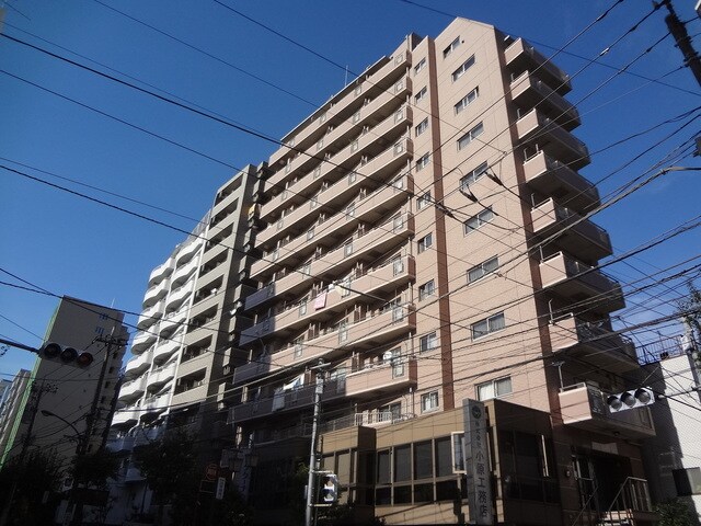 物件外観写真2　(パルム商店街近くて生活便利♪)