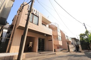 リレント目黒外観写真