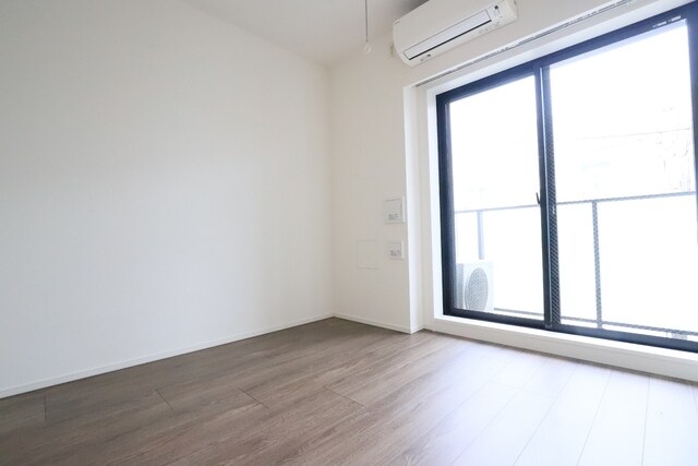 物件内観写真8　(◆6.2帖洋室◆)