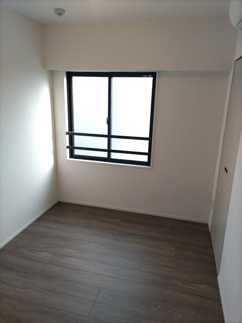 物件内観写真10　(★4.3帖のお部屋です★※クリーニング前です。)