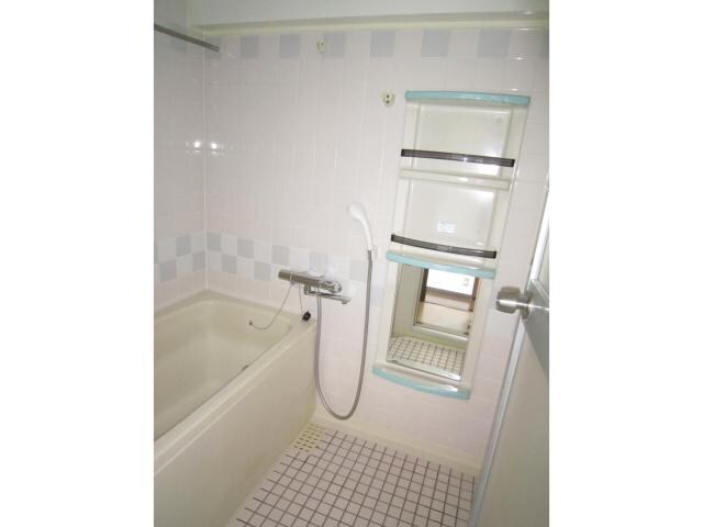 レールシティ万代南のバス