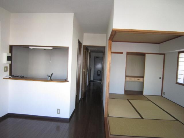 レールシティ万代南の居室