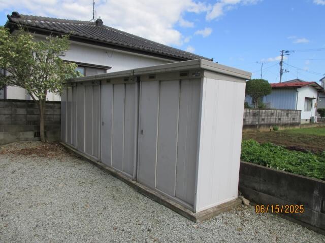 物件外観写真5　(物置)