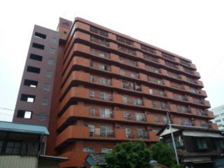 シャンボール荒町外観写真