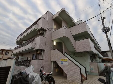 レジデンス成田町外観写真