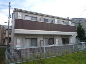 クレフラスト北山駅前外観写真