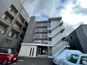 Gran Strada 上杉外観写真