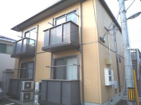 シャーメゾン上野外観写真