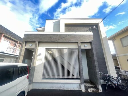クレフラスト泉中央外観写真