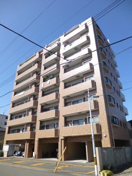ライオンズマンション福田町外観写真