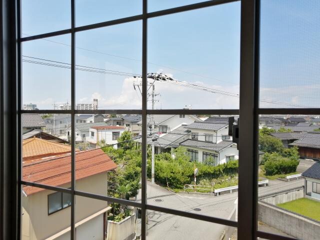 物件内観写真15　(洋室からの眺望)