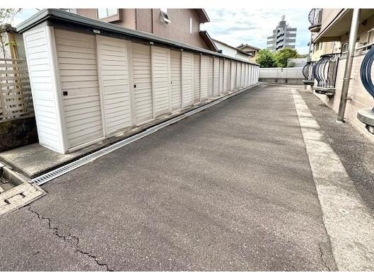 物件外観写真3　(物置)