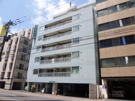 札幌19Lビル外観写真