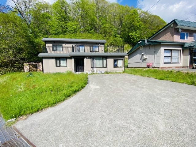 北湯沢　温泉付き戸建の物件外観写真