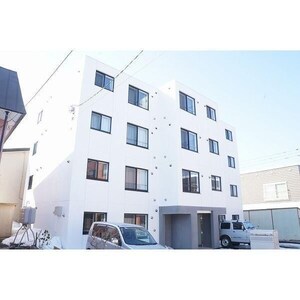 ヴァルム発寒外観写真