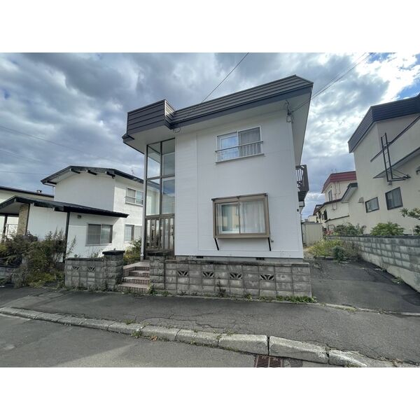 西区西野11条9丁目　戸建