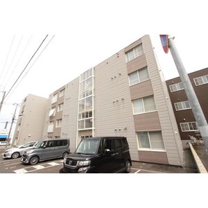 アーバン西町南外観写真