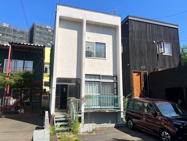 札幌市豊平区平岸４条　戸建