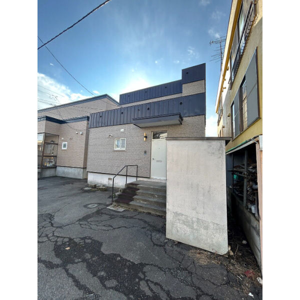西野6条7丁目貸家