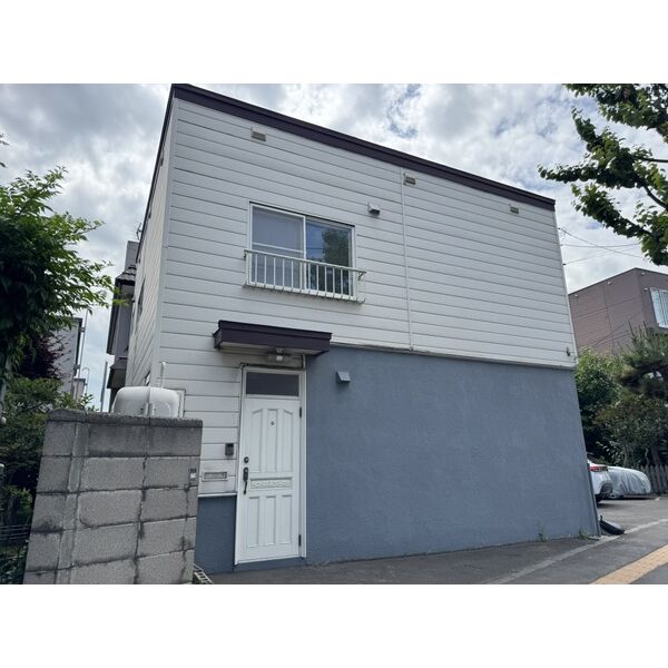 二十四軒2条5丁目貸家