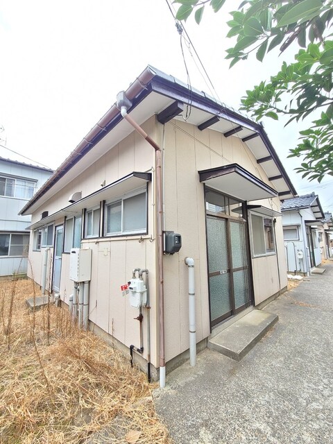 東明佐藤アパート平屋