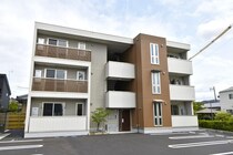 上越新幹線（新潟県内） 新潟駅 3階建 新築の外観写真