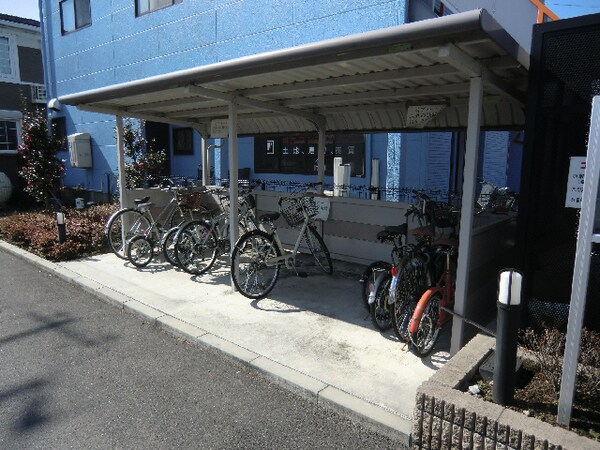 建物設備(駐輪場)