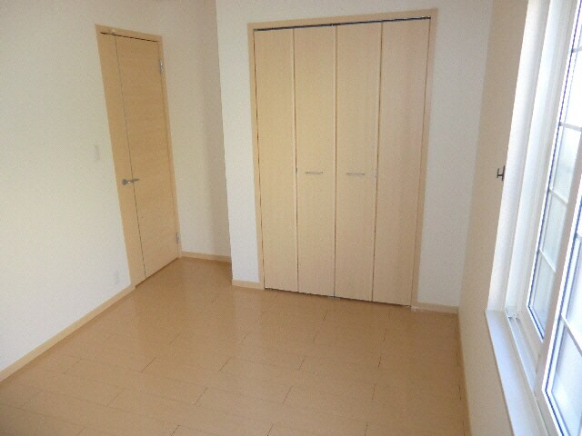 物件内観写真7　(洋室)