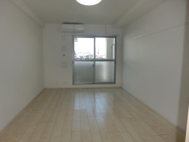 物件内観写真6　(室内)