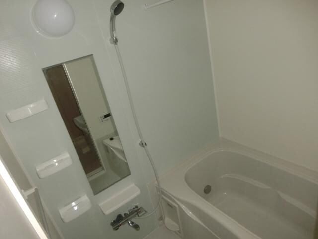 物件内観写真9　(浴室)