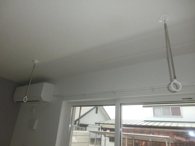 物件内観写真16　(室内物干し)