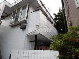 ホワイティースポット外観写真